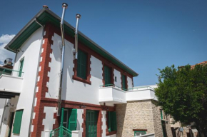 Elite Luxury Suites Omodos